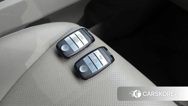 Kia The New Carnival id 5004303 из Кореи 7
