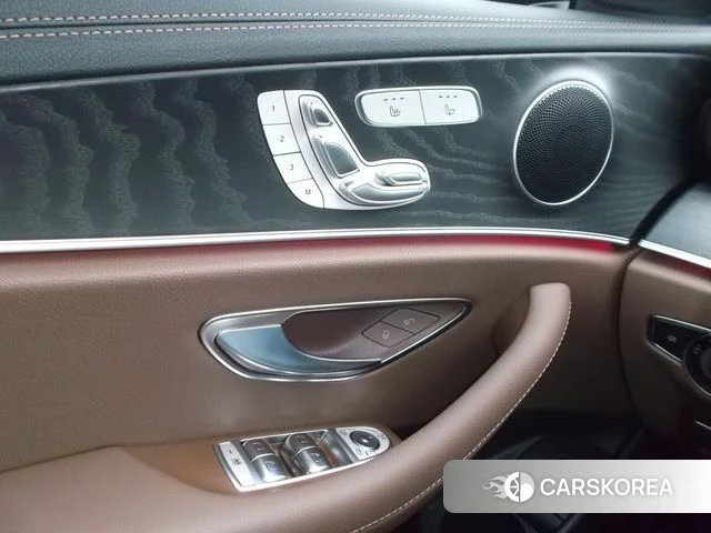 Mercedes-Benz E-Class W213 id 5016608 из Кореи 7