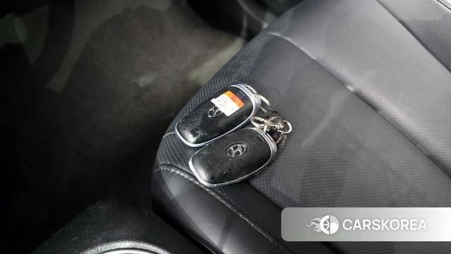 Hyundai Ionic 5 id 4929720 из Кореи 7