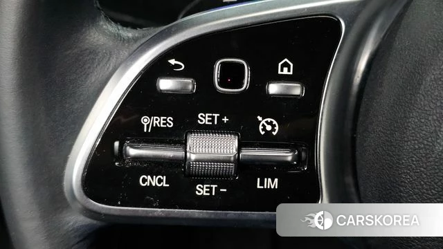 Mercedes-Benz A-Class W177 id 4922349 из Кореи 7