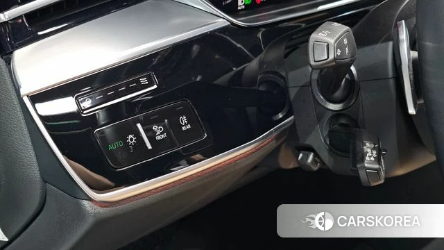 Audi A8 (D5) id 4977043 из Кореи 7