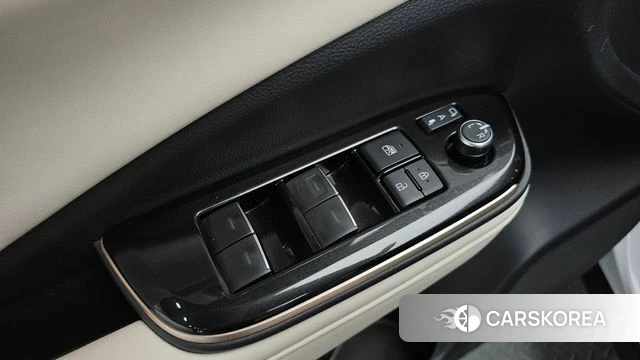 Toyota Crown Crossover id 4892589 из Кореи 7