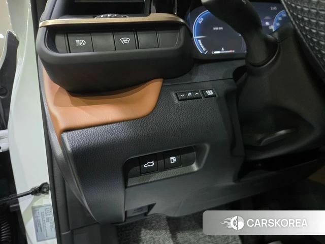 Toyota Crown Crossover id 5010938 из Кореи 7