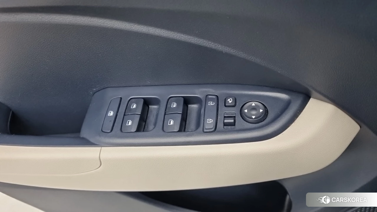 Hyundai Venue id 5012958 из Кореи 7