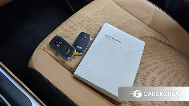 Kia Carnival 4th generation id 4899471 из Кореи 7