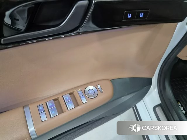 Hyundai Grandeur (GN7) id 4744031 из Кореи 7