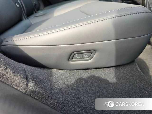 Tesla Model Y id 4979924 из Кореи 7