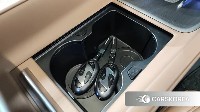 Hyundai Grandeur Hybrid (GN7) id 4762529 из Кореи 7