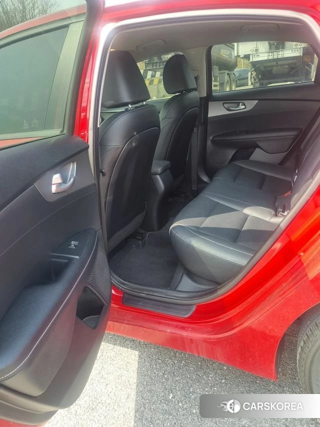 Kia Come New K3 id 3856618 из Кореи 7