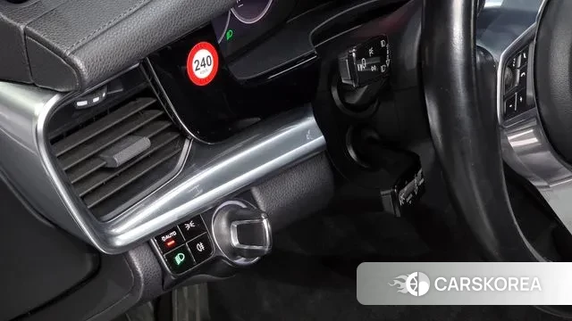 Porsche Panamera (971) id 3661746 из Кореи 7