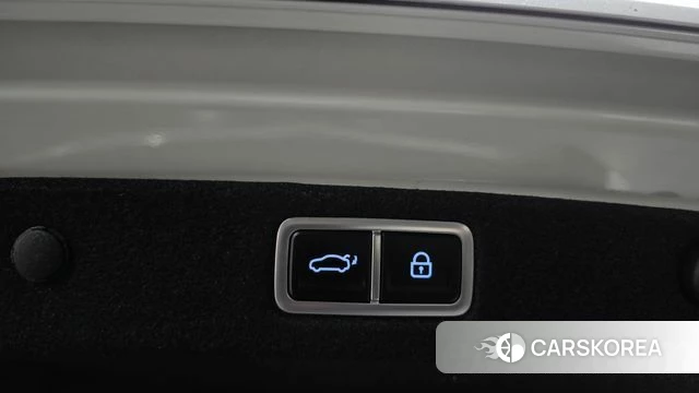 Hyundai Grandeur (GN7) id 5046169 из Кореи 7