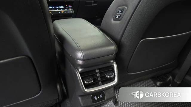 Hyundai Grandeur (GN7) id 4792681 из Кореи 7