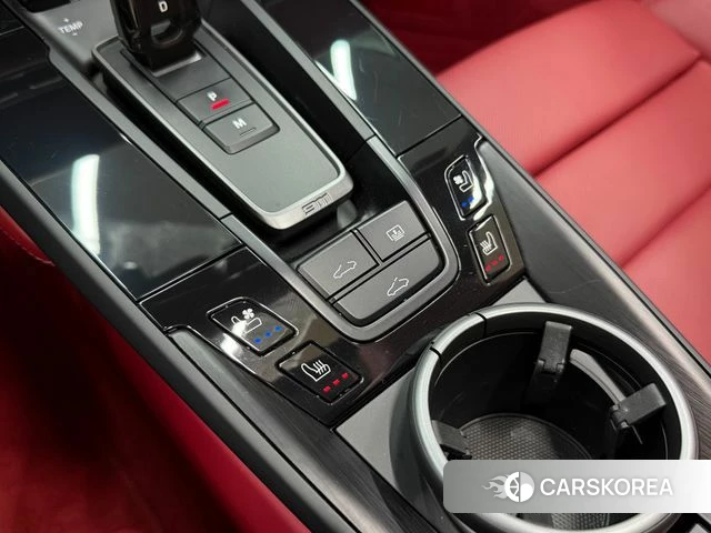 Porsche 911(992) id 4740759 из Кореи 7