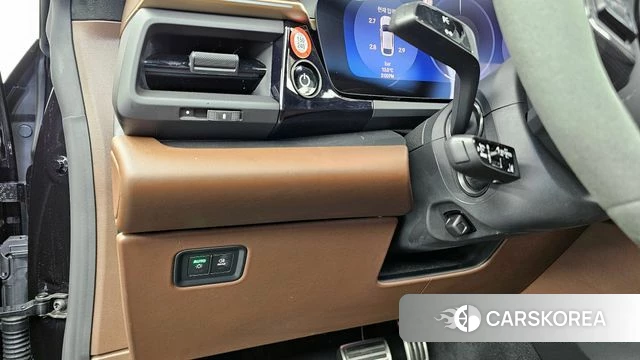 Porsche Makan EV id 3786198 из Кореи 7