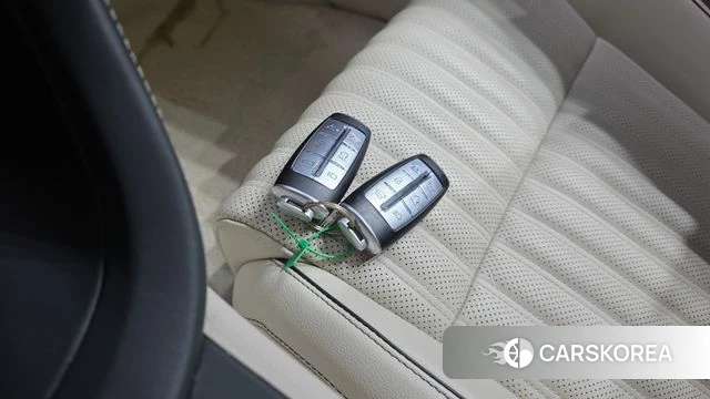 Genesis The New G70 id 5040622 из Кореи 7