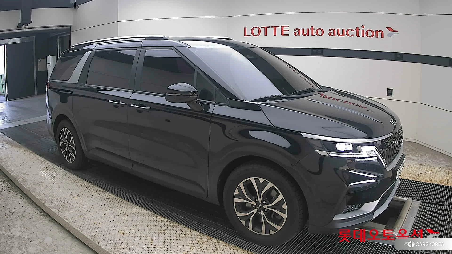Kia Carnival id 4984662 из Кореи 7