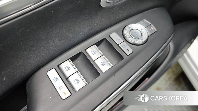 Genesis GV70 id 4977117 из Кореи 7