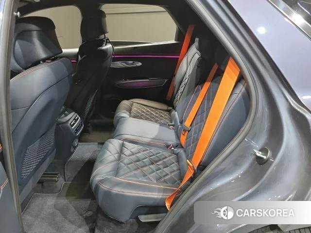 Genesis GV70 id 5001917 из Кореи 7