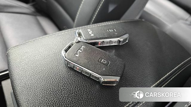 Kia Niro EV id 4997532 из Кореи 7