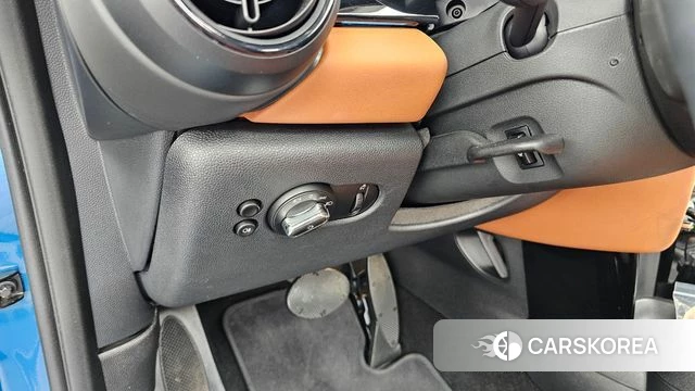Mini Cooper S Convertible id 4991040 из Кореи 7