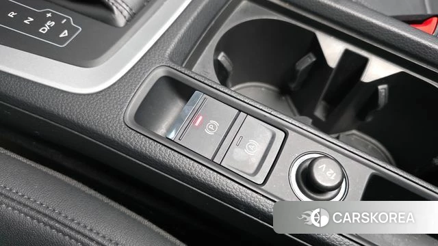 Audi Q3 (F3) id 5033905 из Кореи 7