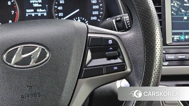Hyundai Avante AD id 5024068 из Кореи 7