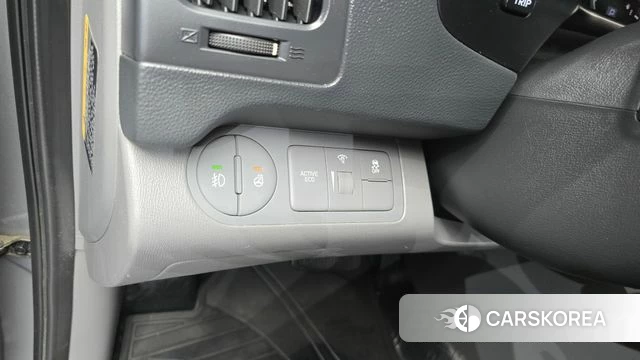 Hyundai The New Grand Starex id 5028373 из Кореи 7