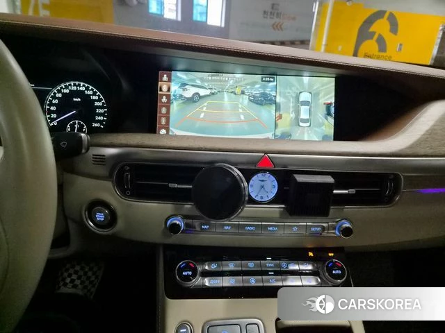 Genesis G90 id 4948892 из Кореи 7