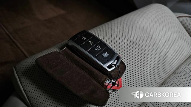 Genesis G90 id 5022910 из Кореи 8
