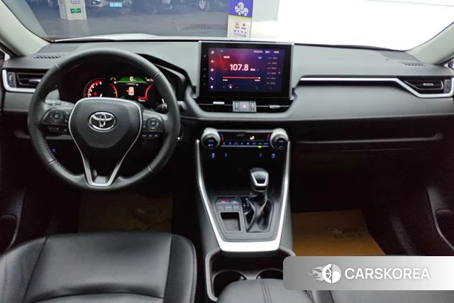 Toyota RAV4 2022 Белый из Китая, фото 5