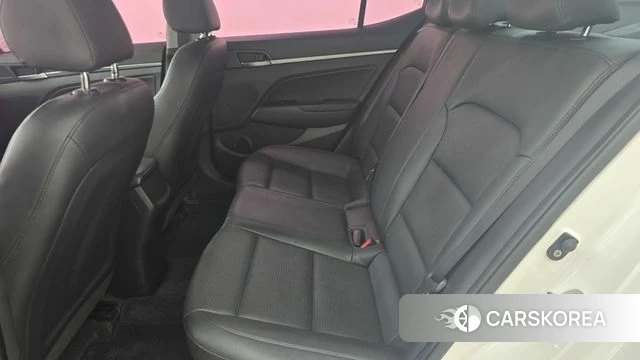 Hyundai Avante AD id 4794946 из Кореи 7
