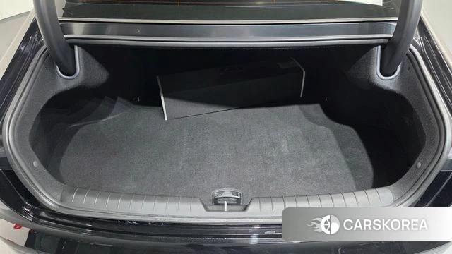 Hyundai Grandeur Hybrid (GN7) id 5039844 из Кореи 7