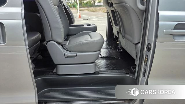 Hyundai The New Grand Starex id 4974415 из Кореи 7