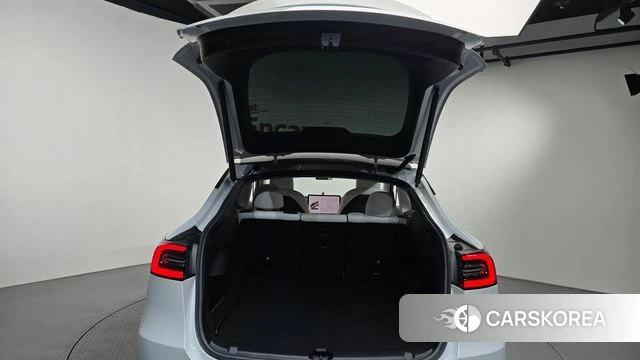 Tesla Model Y id 5012883 из Кореи 7