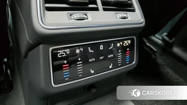 Audi A6 (C8) id 3630804 из Кореи 7