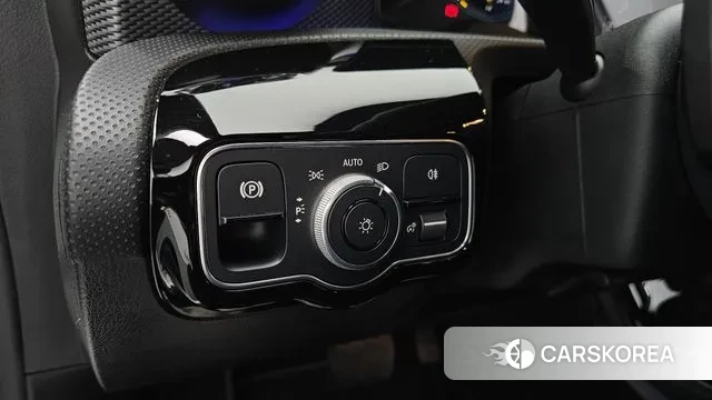 Mercedes-Benz A-Class W177 id 3640354 из Кореи 7