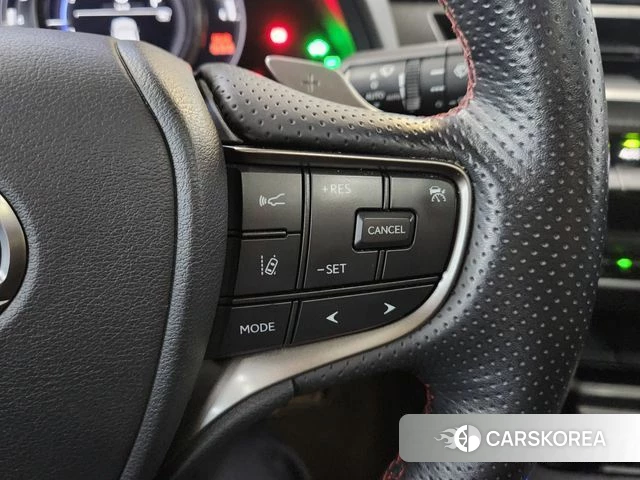 Lexus UX250h id 5017874 из Кореи 7