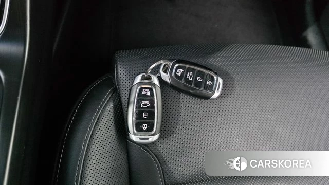 Hyundai Grandeur IG Hybrid id 5023983 из Кореи 7