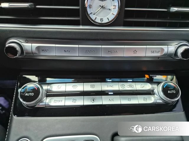 Genesis G90 id 4977964 из Кореи 7