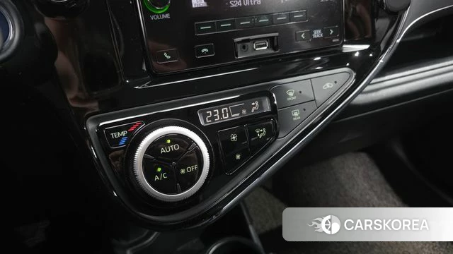 Toyota Prius C id 5017858 из Кореи 7