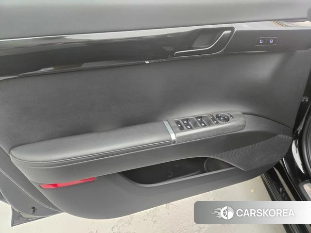Hyundai Grandeur (GN7) id 4768428 из Кореи 7