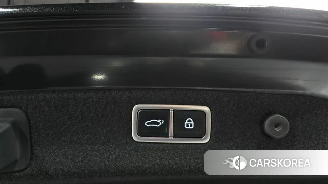 Genesis The New G70 id 5003056 из Кореи 7