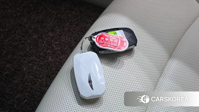 Genesis GV60 id 4981465 из Кореи 7