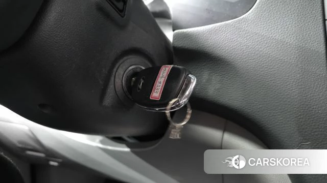 Hyundai The New Grand Starex id 3828569 из Кореи 7