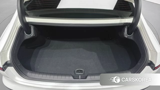 Hyundai Grandeur Hybrid (GN7) id 4980629 из Кореи 7