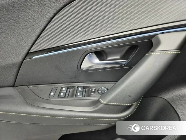 Peugeot e-2008 second generation id 4951532 из Кореи 7