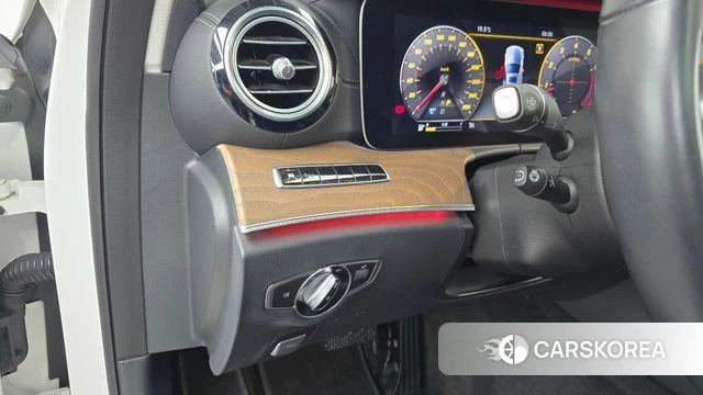 Mercedes-Benz E-Class W213 id 4988134 из Кореи 7