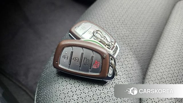 Hyundai Avante AD id 5029347 из Кореи 7