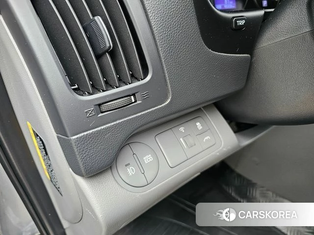Hyundai The New Grand Starex id 4982540 из Кореи 7