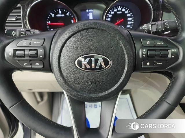 Kia The New Carnival id 4988063 из Кореи 7